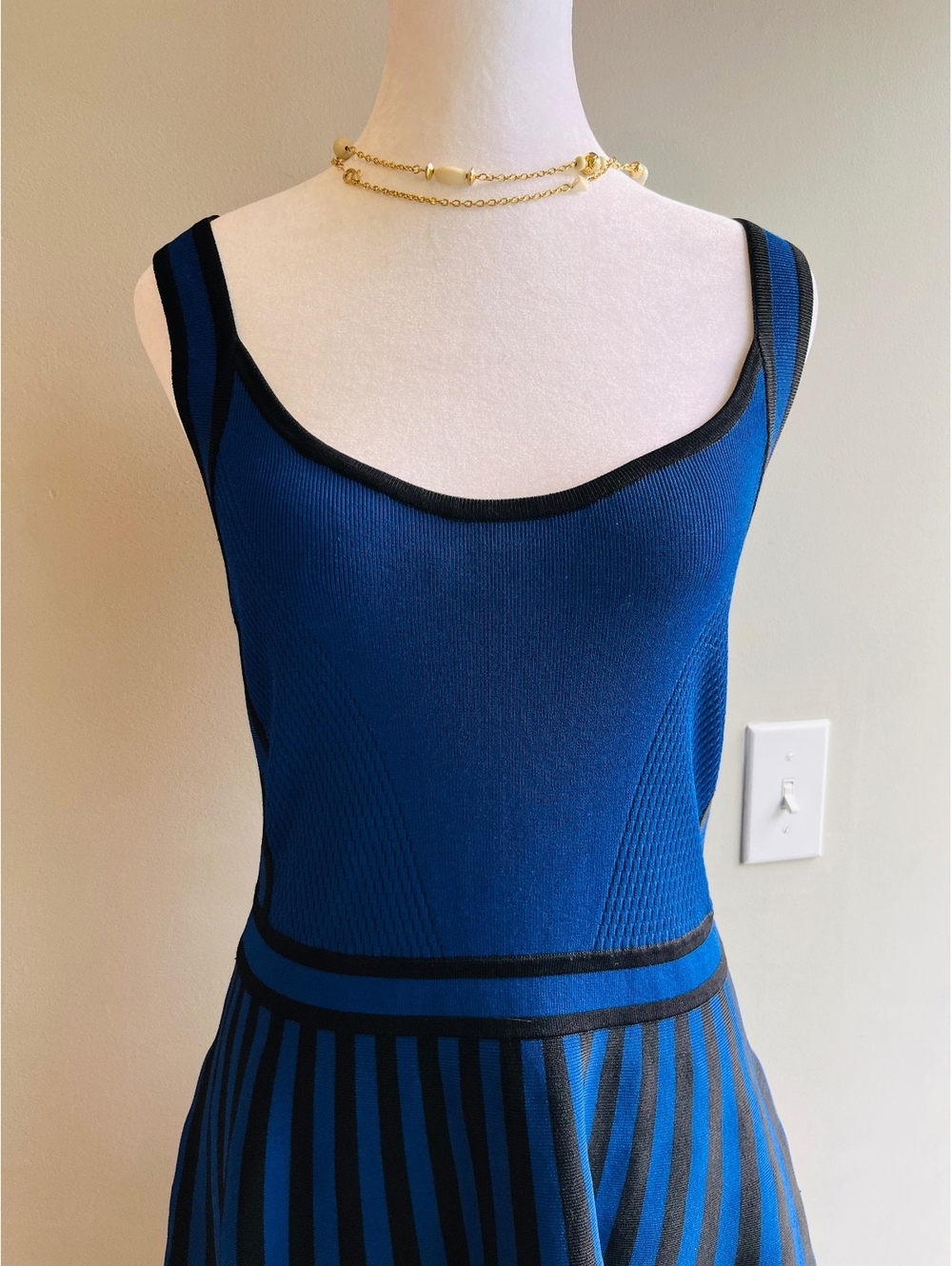 GUESS Los Angeles Fit and Flare Blue Black Striped Bandage Knit Dress Large - Picture 2 of 10